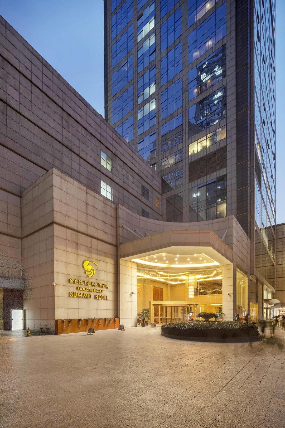 Golden Eagle Summit Hotel Downtown Nanquim Exterior foto